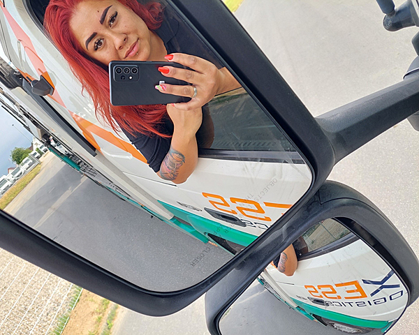 Natalia - en av Axess Logistics chaufförer